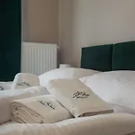 Park A3- Zloty Jelen- Z Dostepem Do Basenu, Sauny, Jacuzzi, Silowni Lägenhet *